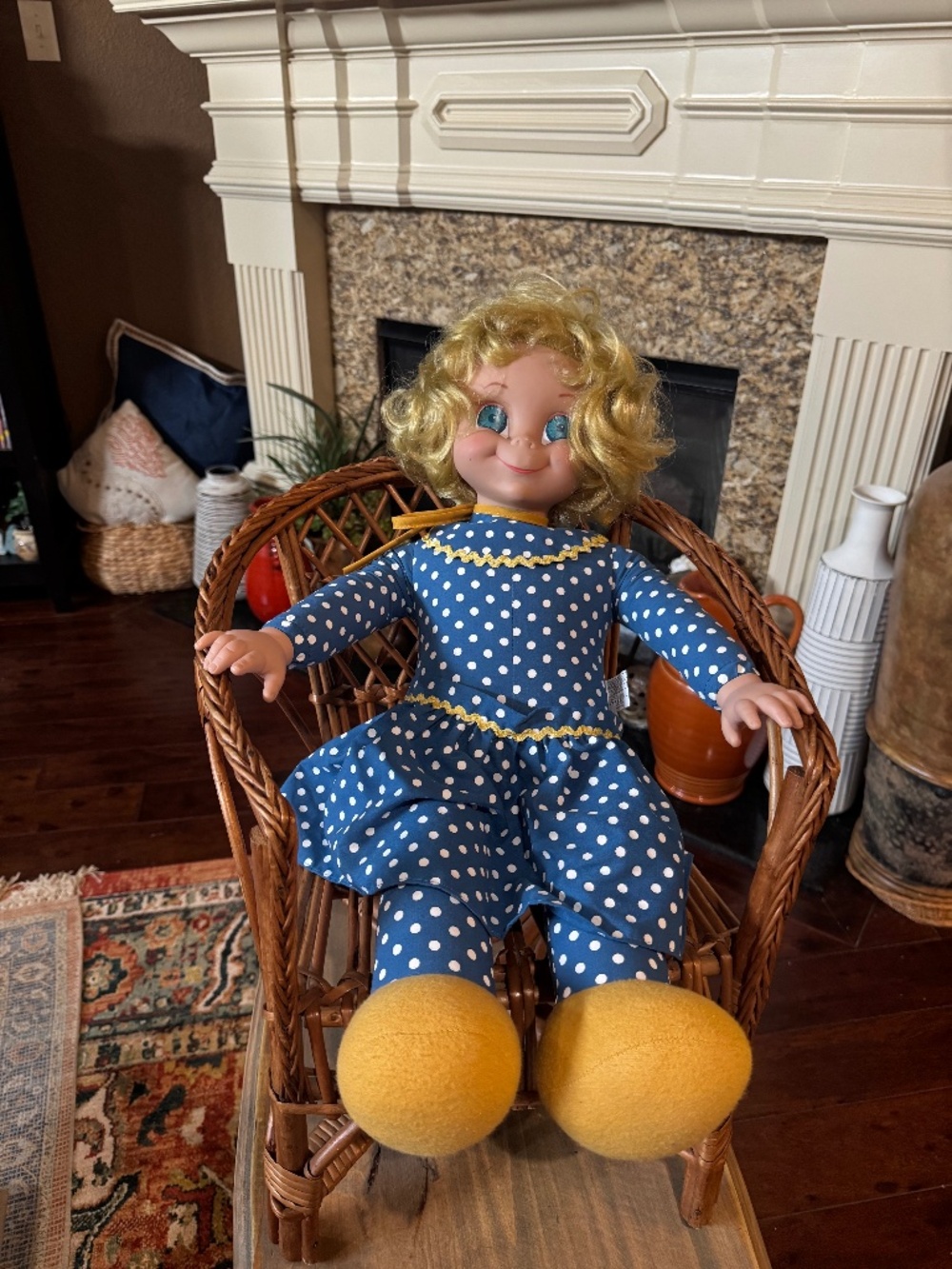 Vtg 2000 Mrs. Beasley Talking Pull String. May Need new battery to work.